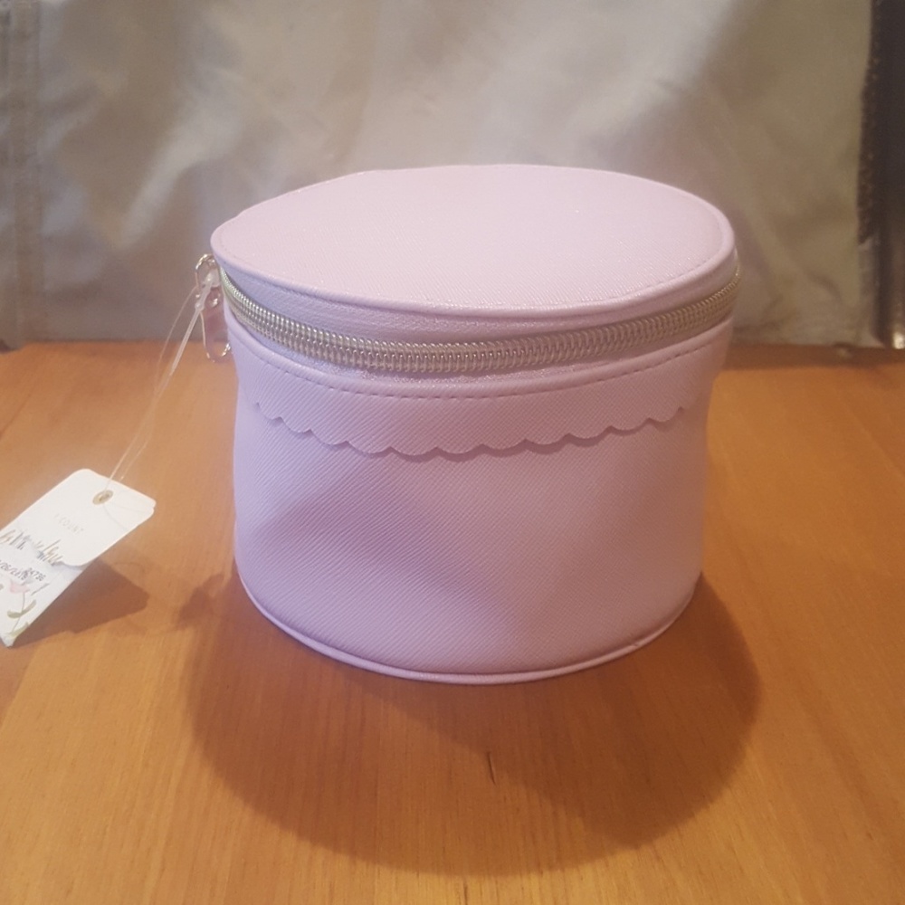 **NWT** Weihai Luda Pastel Purple Jewelry Case